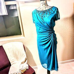 Adrianna Papell jade Green Ruched Bodice Cocktail Dress W/ Beaded Neck Line